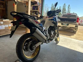 Adventure motorcycle