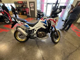 Adventure motorcycle