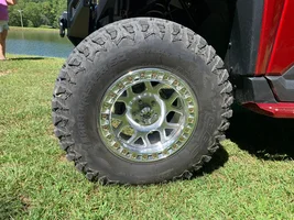 KMC Mesa  17 x 9 & GBC Terra Master SQ 35 x 10.00 R17 10 ply