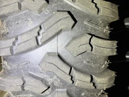 Right rear tire wear